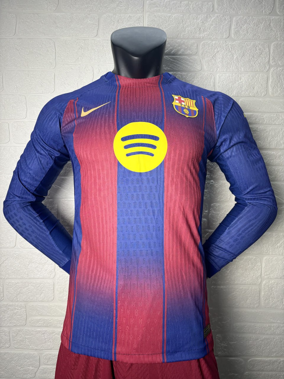 Nike Barcelona 25/26 Men's Home Long Sleeve Player Jersey