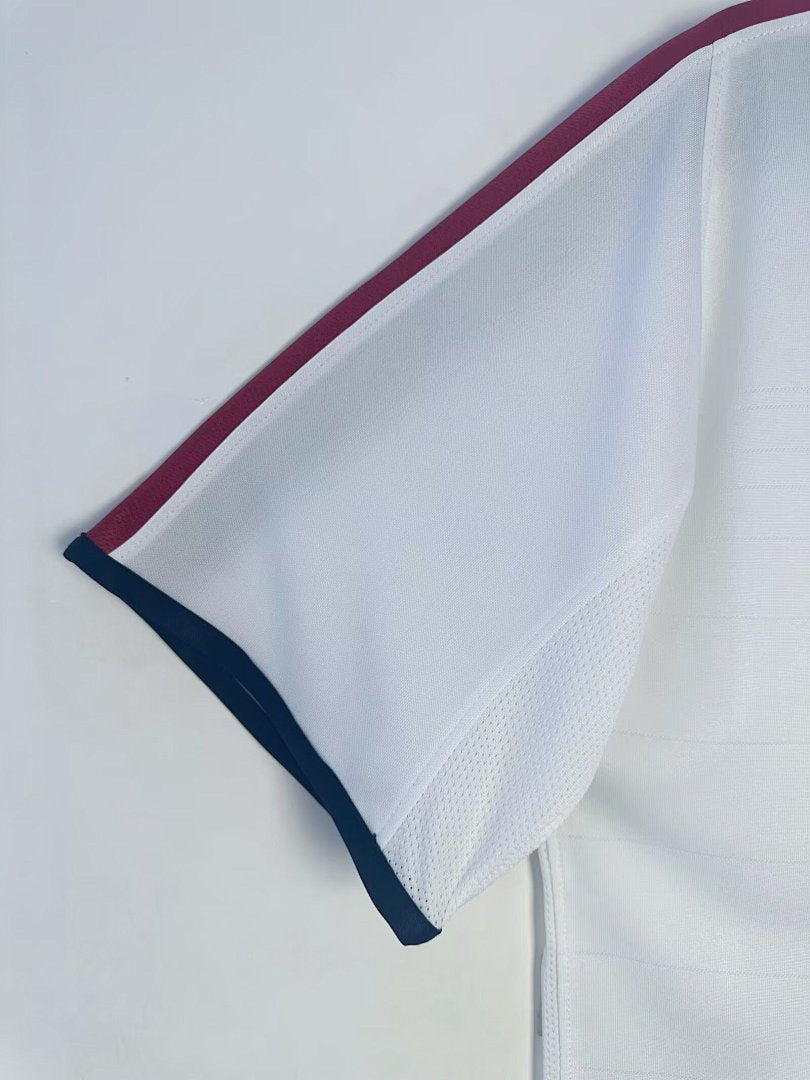 England 2004 Home Long Sleeve Soccer Jersey