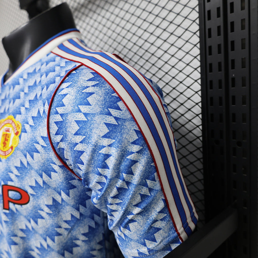 Manchester United Men's Retro Player Jersey