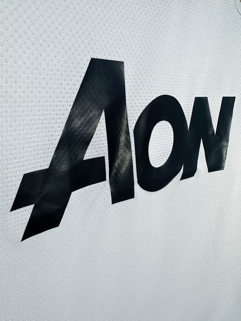 Manchester United 2010-11 Away Long Sleeve Soccer Jersey
