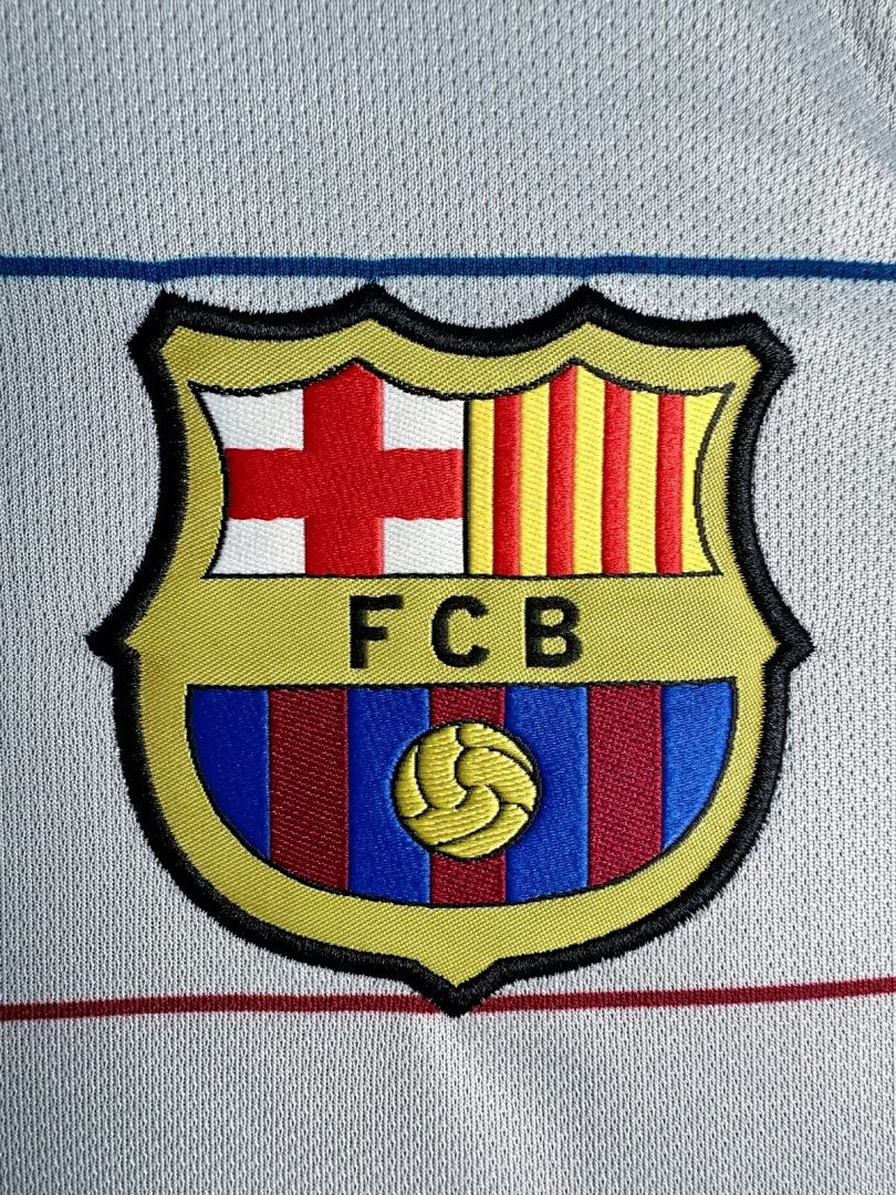 Barcelona 2003-04 Away Long Sleeve Soccer Jersey