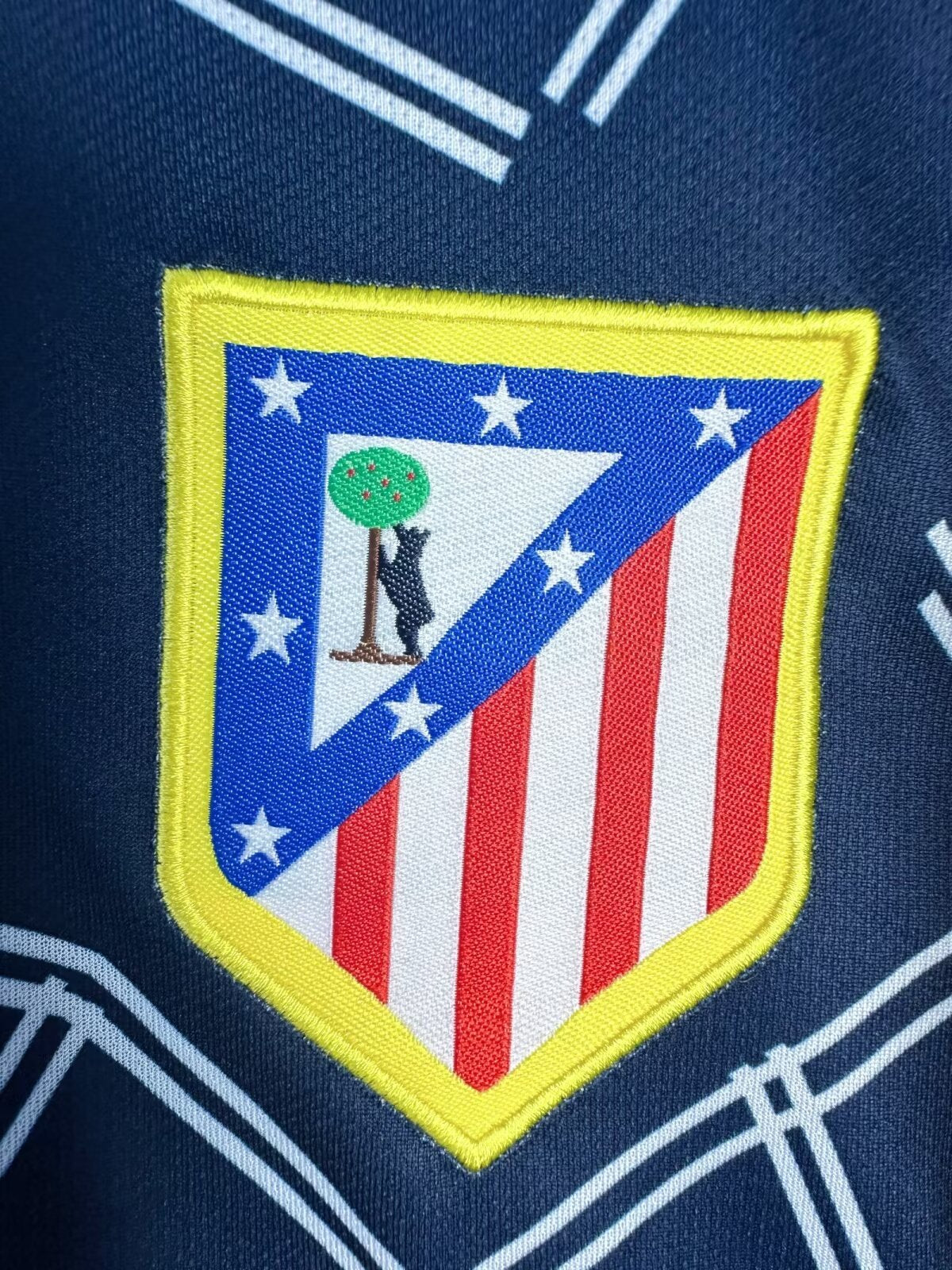 Atlético Madrid 2004-05 Away Long Sleeve Soccer Jersey