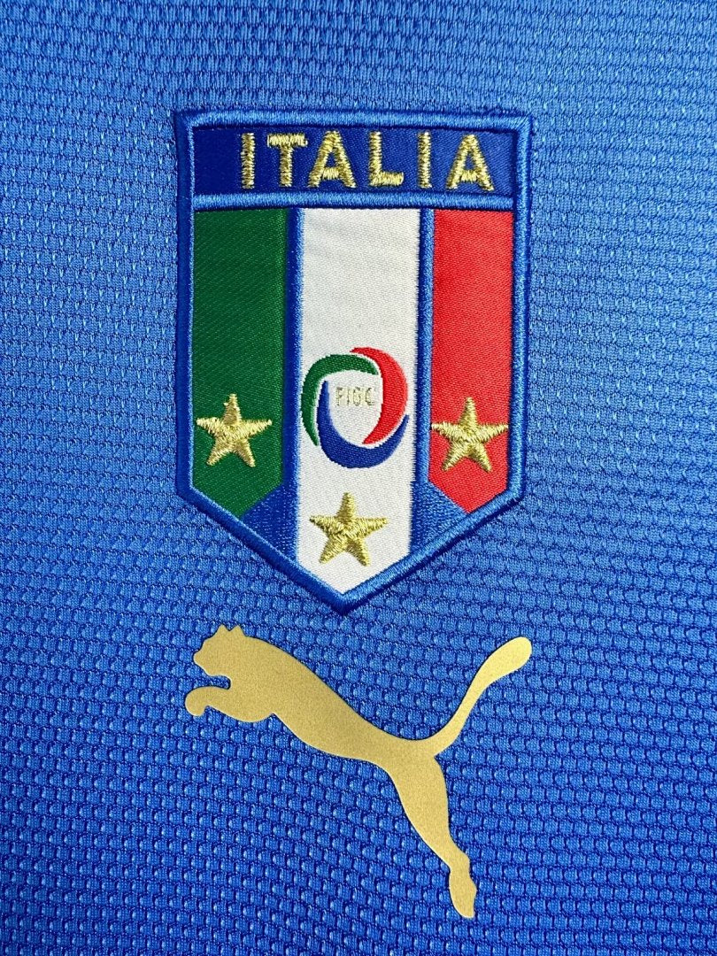 Italy 2006 Home Long Sleeve Soccer Jersey