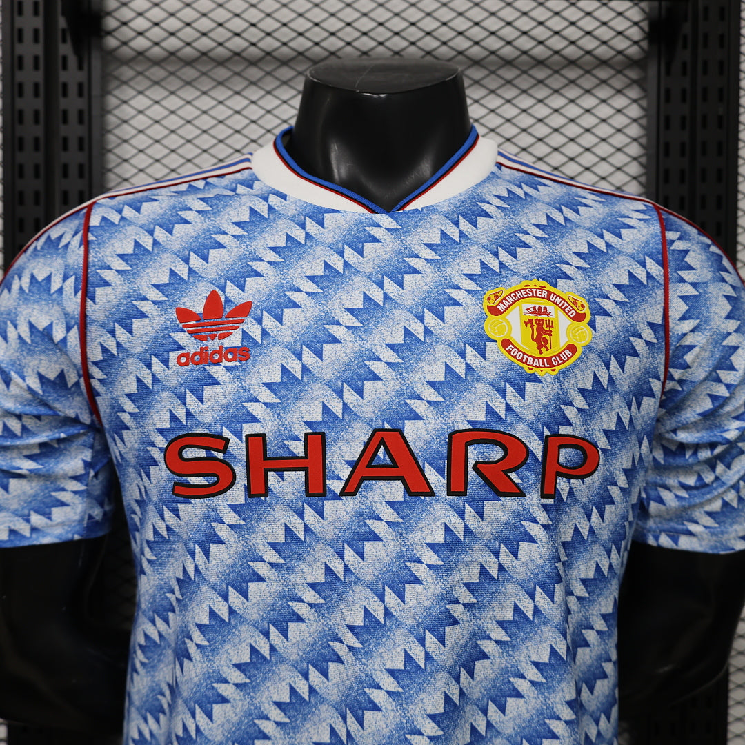 Manchester United Men's Retro Player Jersey