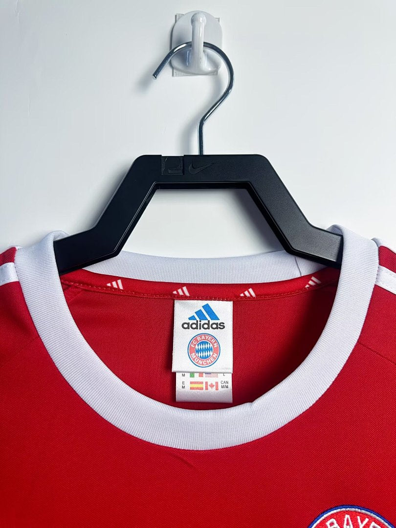 Bayern Munich 2001-02 European Cup Home Long Sleeve Soccer Jersey