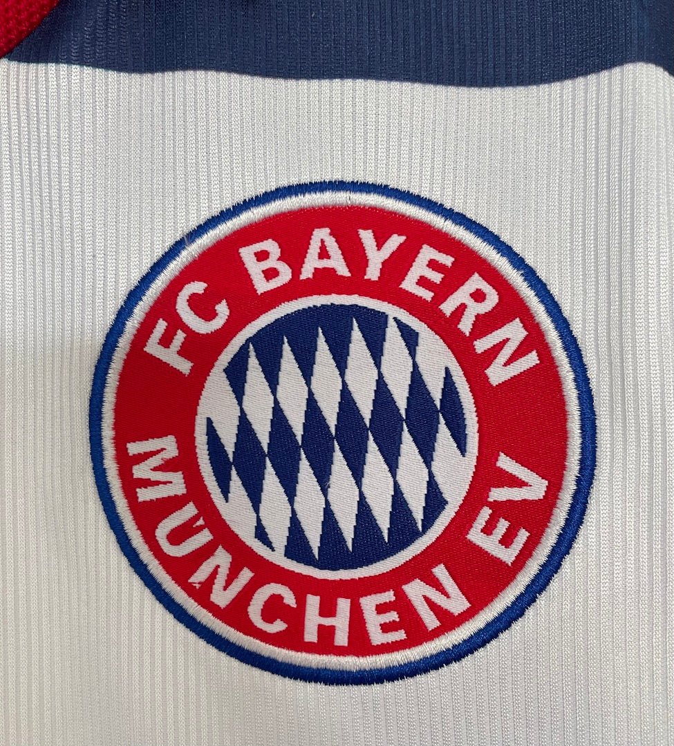 Bayern Munich 1998-00 Away Long Sleeve Soccer Jersey