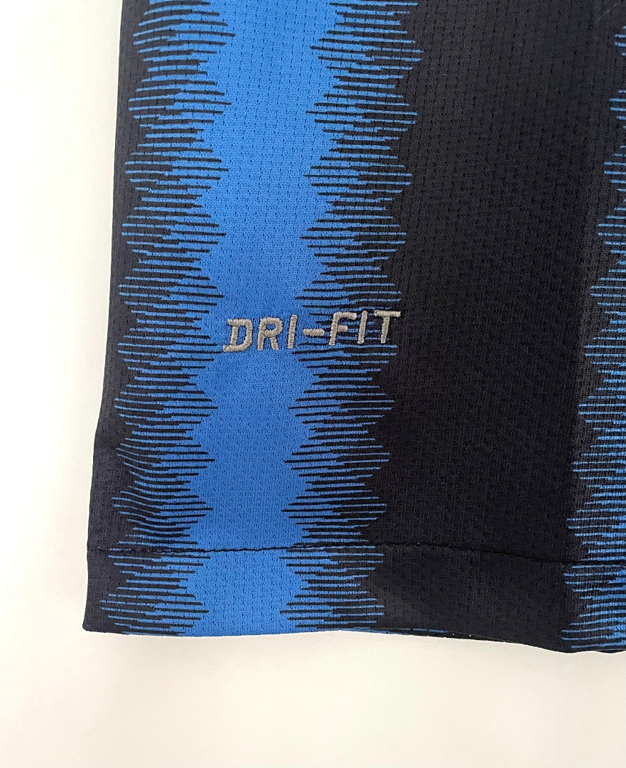Inter Milan 2010-11 Home Long Sleeve Soccer Jersey